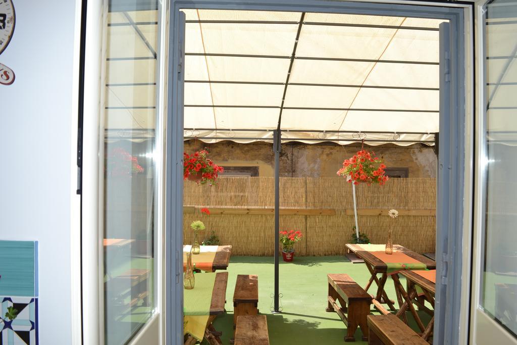 B&B Anna'S Family Terrace Наполи Екстериор снимка