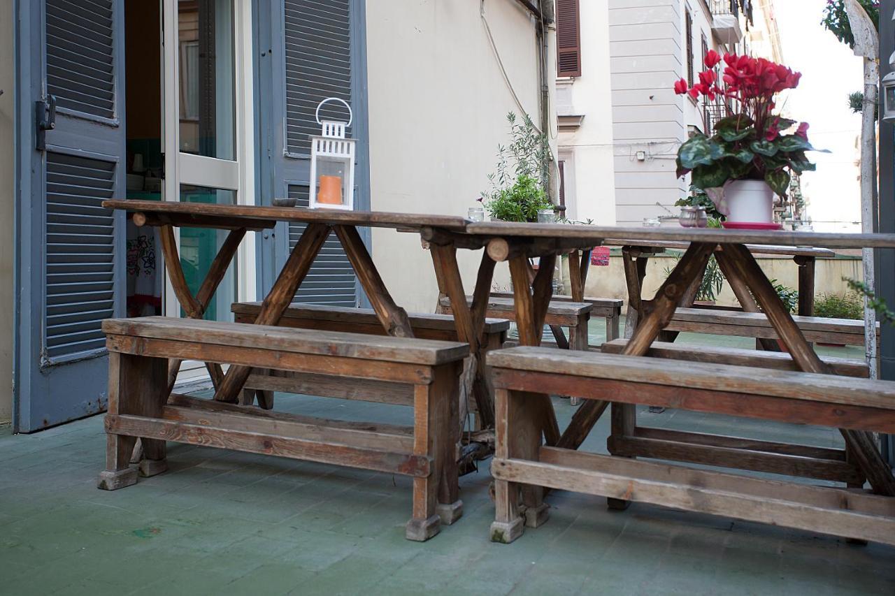 B&B Anna'S Family Terrace Наполи Екстериор снимка
