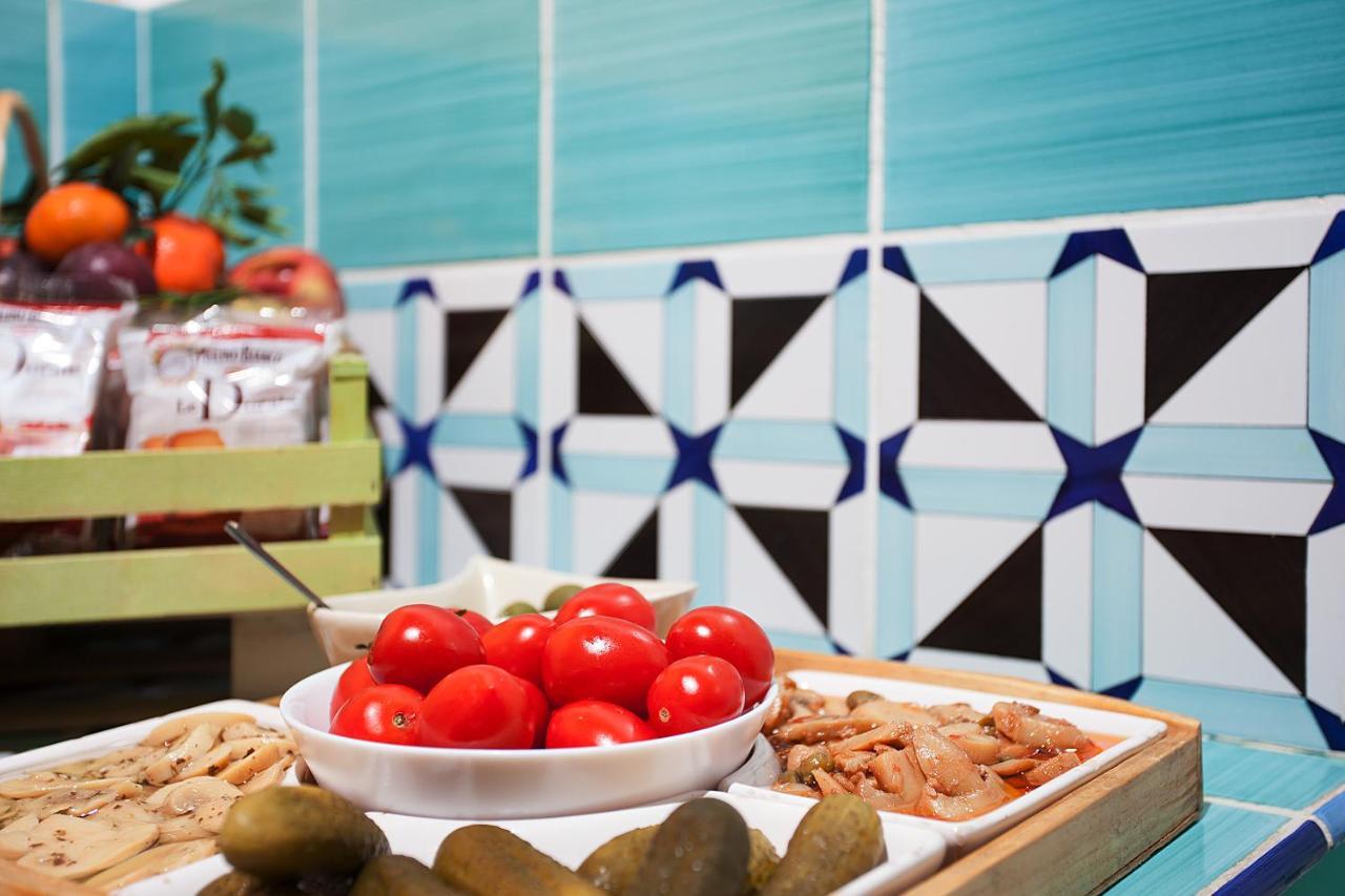 B&B Anna'S Family Terrace Наполи Екстериор снимка