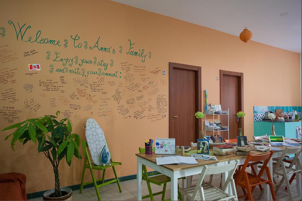 B&B Anna'S Family Terrace Наполи Екстериор снимка