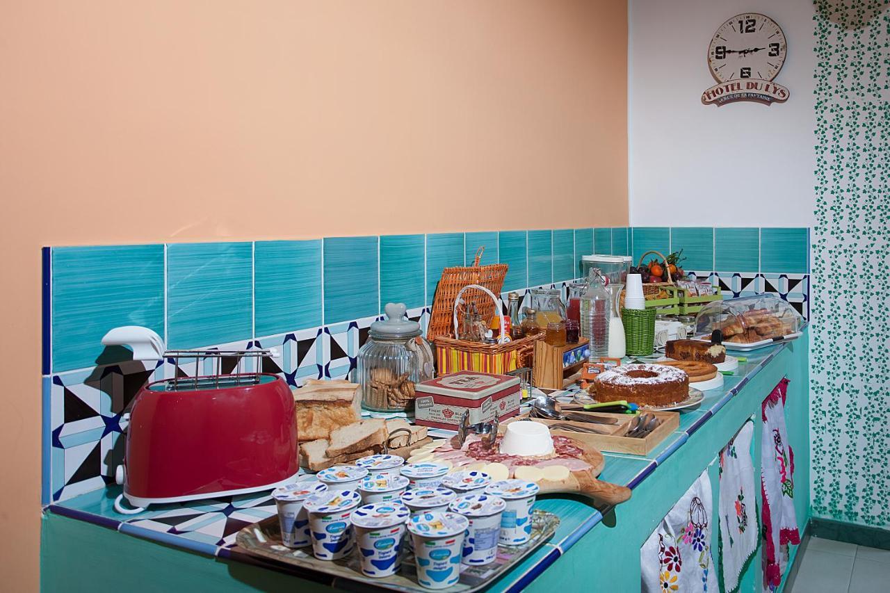 B&B Anna'S Family Terrace Наполи Екстериор снимка